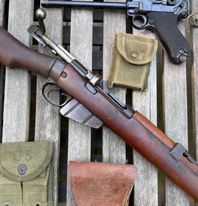 “Unissued” British Lee-Enfield No. 1 Mk III - 1947 - Image 1 of 18