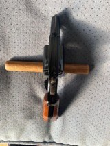 Smith & Wesson Airweight Model 37 Chiefs Special 38 Special - 7 of 9