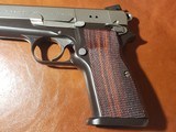 Browning Hi-Power 9mm - Robar Custom - 4 of 15