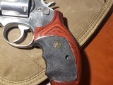 Smith & Wesson, 686 - .38/.357 - 6rd - 8 of 13