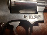 Smith & Wesson, 686 - .38/.357 - 6rd - 4 of 13