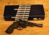 Smith & Wesson Model 29-3 .44mag w/box - 1 of 10