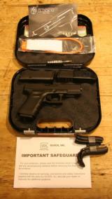 Glock 19 Navy Seal Foundation 9mm Luger - 2 of 10