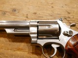 Smith and Wesson Model 629 No Dash .44 Magnum - 12 of 21
