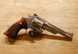Smith and Wesson Model 629 No Dash .44 Magnum - 4 of 21