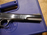 Smith & Wesson Model 41 7" Target .22LR - 15 of 18