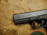 Glock G17 Gen4 9mm w/ ATS Dark Diamond Sight - 8 of 13