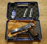 Smith & Wesson Model 41 .22LR Excellent w/ 2 Mags - 6 of 15