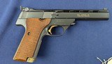 Excellent Hi Standard Victor .22 Target Pistol C. 1975-76