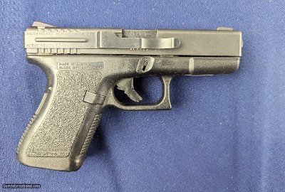 Fine Glock GEN 3 9MM Auto Pistol W/Belt Clip