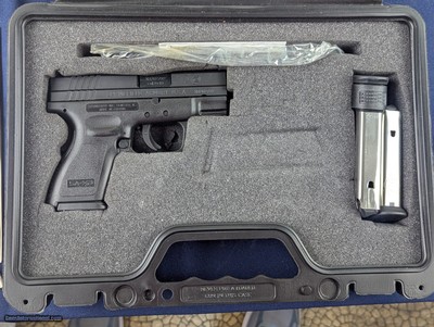 Fine Springfield Armory XD-9MM Pistol Special Gear Up Package