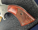 Near Mint North American Arms NAA22 Mini-Revolver w/Dual Cylinders and Factory Locking Box - 5 of 10