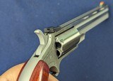 Near Mint North American Arms NAA22 Mini-Revolver w/Dual Cylinders and Factory Locking Box - 10 of 10