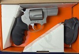 Fine UNUSED Taurus Model 605 .38 Special Revolver - 1 of 14