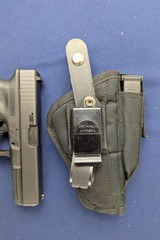 Vintage 2016 Glock 17 Gen 2 9MM Auto with Holster and 2 Mags - 3 of 16 Vintage 2016 Glock 17 Gen 2 9MM Auto with Holster and 2 Mags - 3 of 16