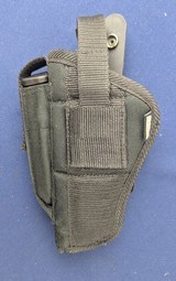 Vintage 2016 Glock 17 Gen 2 9MM Auto with Holster and 2 Mags - 15 of 16 Vintage 2016 Glock 17 Gen 2 9MM Auto with Holster and 2 Mags - 15 of 16