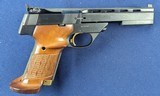 Fine Original Hi Standard Victor .22 Target Pistol - 1 of 13