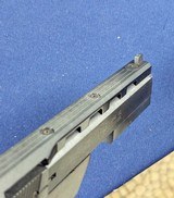 Fine Original Hi Standard Victor .22 Target Pistol - 8 of 13