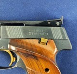 Fine Original Hi Standard Victor .22 Target Pistol - 12 of 13