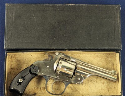 Early American Cartridge H&A Forehand 1901 .32 Revolver in Original Box