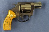 Collectible Charter Arms .32 Magnum Undercover Revolver - 1 of 9