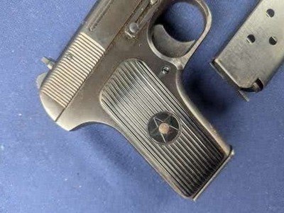 Fine Vintage Chinese Tokarev 7.62MM Auto Pistol - Image 2 of 9