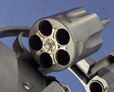 Fine Concealed Carry Charter Arms Off Duty .38 Revolver - Image 9 of 13