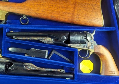 Scarce Ltd. Edit. Colt Black Powder 1860 Army U.S. Cavalry Commemorative Cased Pair w/Shoulder Stock - Image 5 of 16