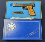 Fine Vintage S&W Model 41 .22 Target Pistol Complete C.1980 - Image 1 of 18