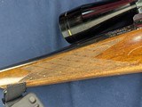 Fine Deluxe Weatherby MK V .300 Magnum Rifle - Image 16 of 19