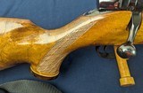 Fine Deluxe Weatherby MK V .300 Magnum Rifle - Image 5 of 19