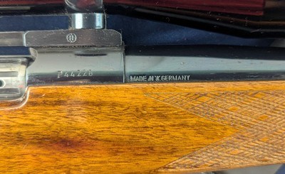 Fine Deluxe Weatherby MK V .300 Magnum Rifle - Image 9 of 19