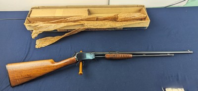 Outstanding Pre-War Winchester 62 Rifle in RARE Factory Picture Box c. 1939 - Image 10 of 20