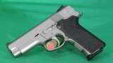 Smith & Wesson model 4046 .40 cal. pistol - 1 of 7