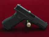 Glock Model 22 .40 CAL. Pistol - 4 of 8