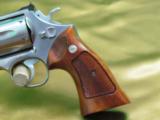 Smith & Wesson Model 629 stainless revolver - 3 of 8