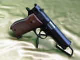 Smith & Wesson model 39-2 Semi auto pistol. - 5 of 6