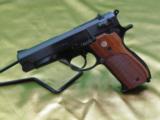 Smith & Wesson model 39-2 Semi auto pistol. - 2 of 6