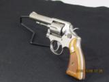 Smith & Wesson Model 10-6 - 1 of 5