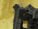 Smith & Wesson Model 29-3
Silhouette Revolver - 8 of 8