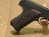 Colt
" THE WOODSMAN " automatic .22 cal. pistol - 5 of 10