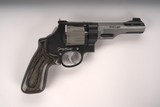 Smith & Wesson 327 WR Jerry Miculek 9mm