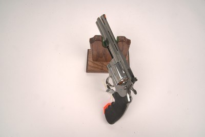 Colt Anaconda .44MAG 6