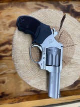 Taurus 942 Revolver - .22 LR, 8rd, 3