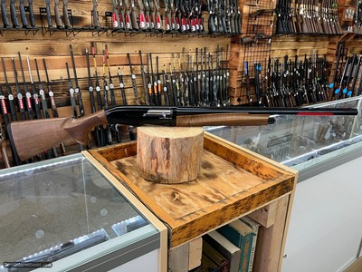 Benelli Montefeltro Compact Shotgun - 12 Ga - 26