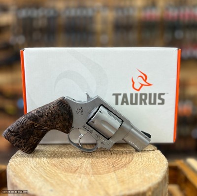 Taurus 856 Revolver - 38 Special +P, 6 Shot, 2