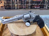 Taurus Tracker 692 Revolver - 9mm Luger, 38 Special +P, 357 Mag, 6.50