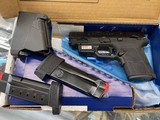 Smith & Wesson Equalizer Bundle Pistol - 9mm Luger, 10/13/15+1, 3.675