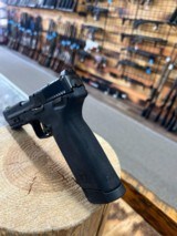 Smith & Wesson M&P Range Kit Pistol - 22 WMR, 30+1, 4.35