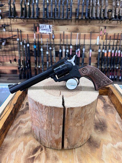 Ruger Super Wrangler Collector's Series Revolver - 22 LR/22 WMR, 6 Shot, 5.50